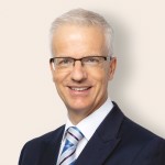 Dr Tobias Meili