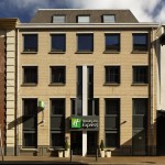 Holiday Inn 159x.jpg